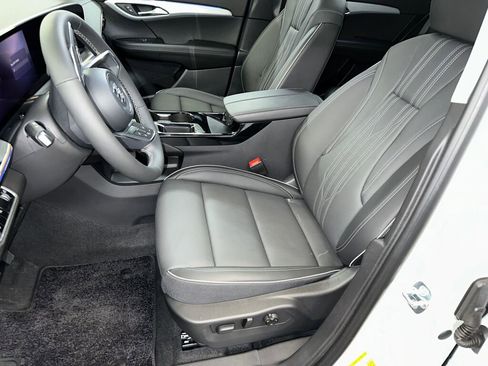 Certified 2024 Buick Envision Avenir image 5