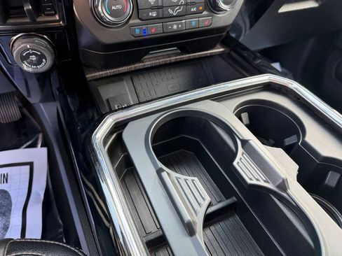 Used 2021 Ford F250 Lariat image 28
