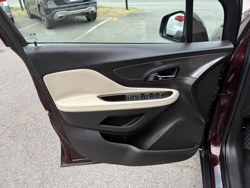 Used 2018 Buick Encore Preferred FWD image 22
