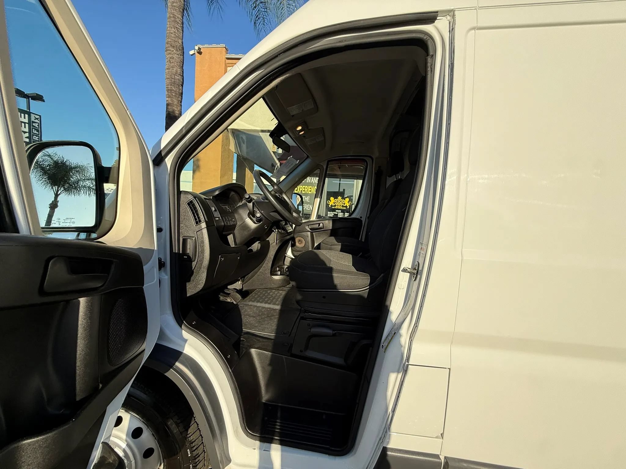 Used 2017 RAM ProMaster 1500 FWD image 12