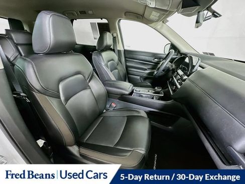 Certified 2024 Nissan Pathfinder SL AWD/4WD image 36