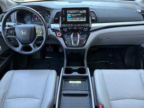 Used 2019 Honda Odyssey Elite image 17