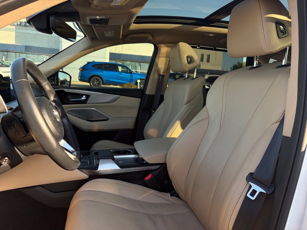 Certified 2023 Acura MDX w/ Technology Package AWD/4WD image 12