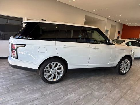 Used 2018 Land Rover Range Rover HSE AWD/4WD image 11