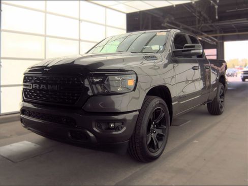 Used 2023 RAM 1500 Big Horn AWD/4WD image 3