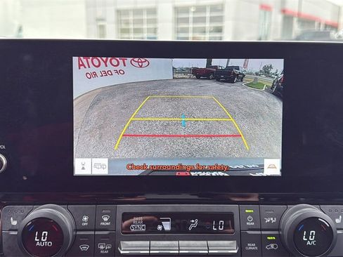 Used 2024 Toyota Grand Highlander XLE image 23