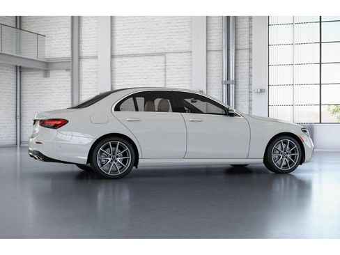Used 2023 Mercedes-Benz E 350 4MATIC Sedan image 19
