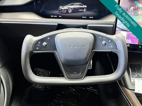 Used 2022 Tesla Model S AWD/4WD image 15