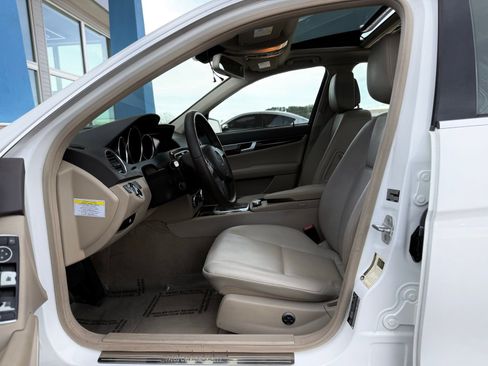 Used 2013 Mercedes-Benz C 300 4MATIC Sedan w/ Premium 1 Pkg image 15