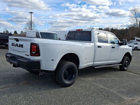 New 2026 RAM 3500 Tradesman AWD/4WD image 8