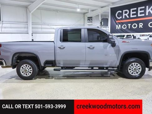 Used 2024 Chevrolet Silverado 2500 LT w/ Convenience Package image 6