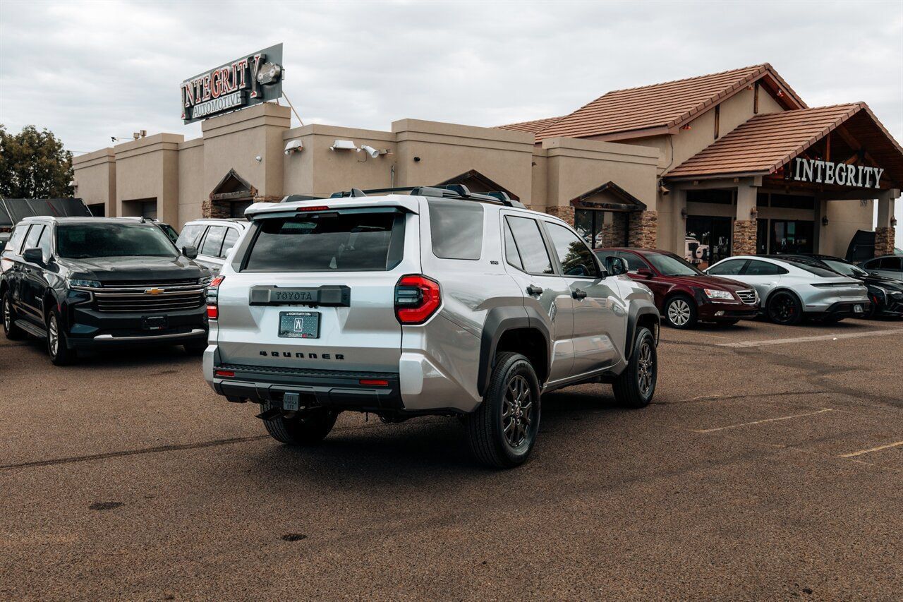 Used 2026 Toyota 4Runner SR5 AWD/4WD image 7