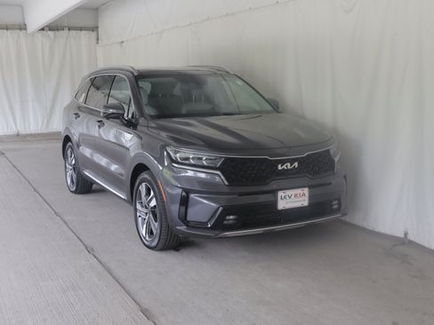Used 2023 Kia Sorento SX Prestige w/ Panoramic Sunroof Package AWD/4WD image 1