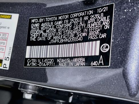 Used 2022 Lexus UX 250h w/ Premium Package AWD/4WD image 31