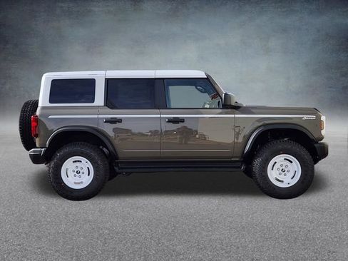 New 2026 Ford Bronco Heritage Edition image 8