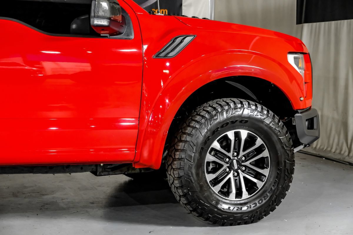 Used 2018 Ford F150 Raptor w/ Equipment Group 802A Luxury AWD/4WD image 7