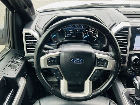 Used 2019 Ford F150 Platinum w/ Equipment Group 701A Luxury image 22