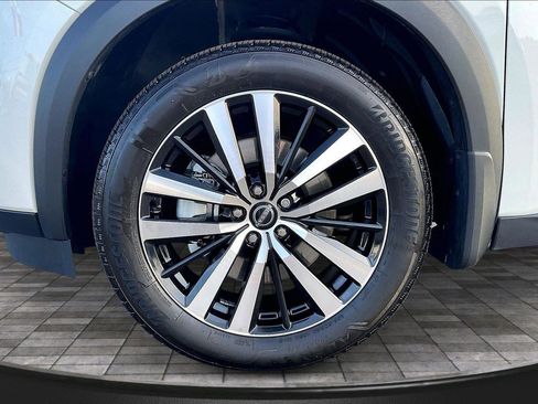 Certified 2024 Nissan Pathfinder Platinum w/ Cargo Package image 10