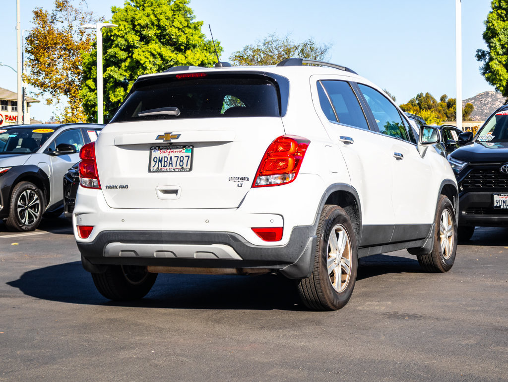 Used 2018 Chevrolet Trax LT w/ Sun & Sound Package AWD/4WD image 7