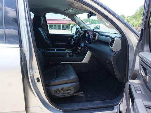 Used 2023 Toyota Tundra Limited AWD/4WD image 17