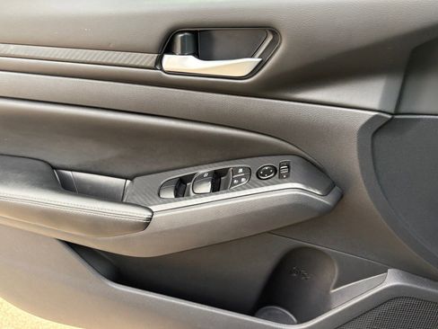 Certified 2025 Nissan Altima 2.5 SV image 28