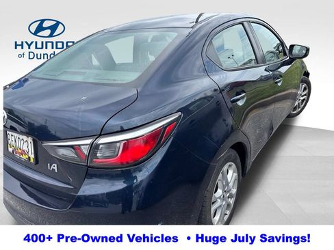 Used 2017 Toyota Yaris iA FWD image 7