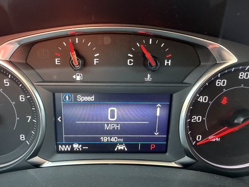 Used 2023 GMC Terrain SLE FWD image 14