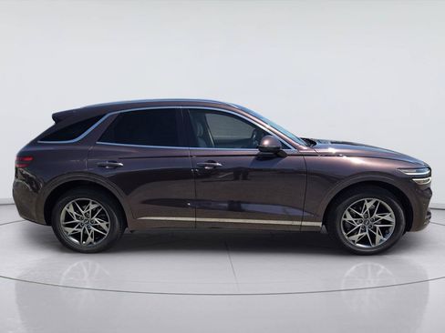 Used 2022 Genesis GV70 2.5T w/ Advanced Package AWD/4WD image 4