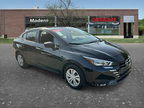 Certified 2025 Nissan Versa S w/ Trunk Package FWD image 5