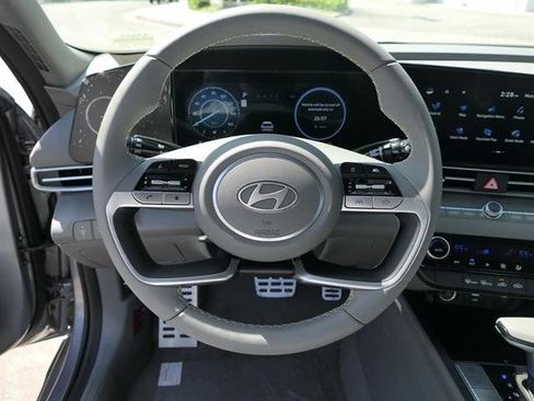 New 2025 Hyundai Elantra SEL w/ Cargo Package image 17