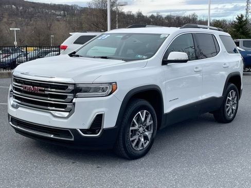 Used 2023 GMC Acadia SLT FWD image 3