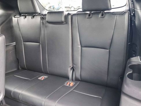 Used 2022 Toyota Highlander XSE FWD image 22