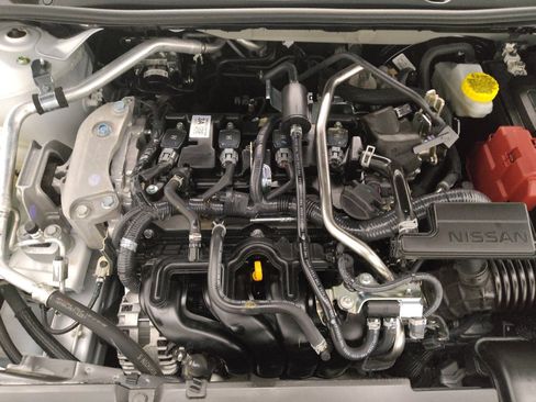 Used 2025 Nissan Sentra S FWD image 30