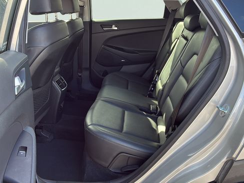 Used 2021 Hyundai Tucson Limited w/ Cargo Package FWD image 25