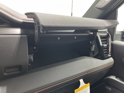 New 2026 GMC Sierra 2500 AT4 w/ AT4 Premium Plus Package image 21