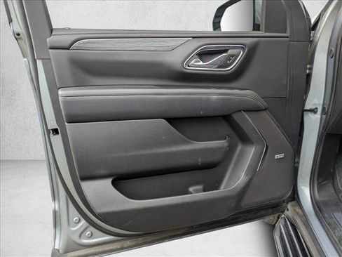 Used 2024 GMC Yukon SLT image 10