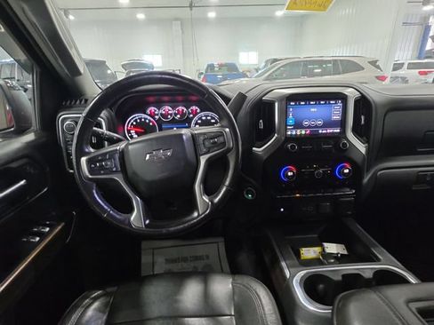 Used 2020 Chevrolet Silverado 1500 RST AWD/4WD image 10
