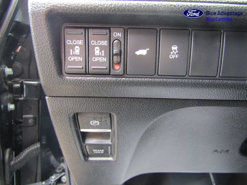 Used 2025 Honda Odyssey EX-L image 26