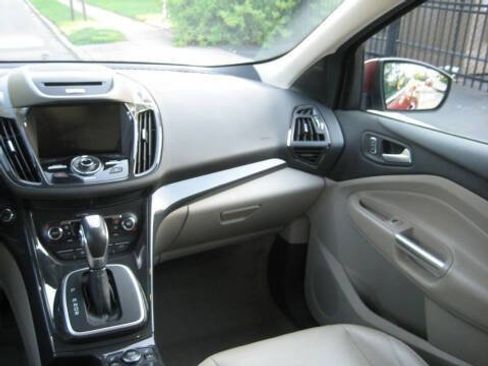 Used 2014 Ford Escape Titanium image 24