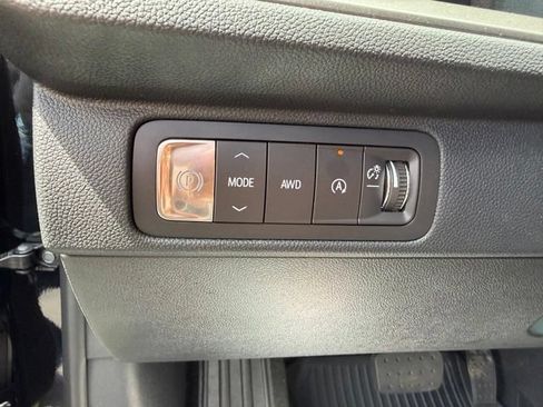 New 2026 Chevrolet Traverse LT w/ Enhanced Driving Package AWD/4WD image 18