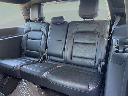 New 2027 Lincoln Navigator Black Label AWD/4WD image 24