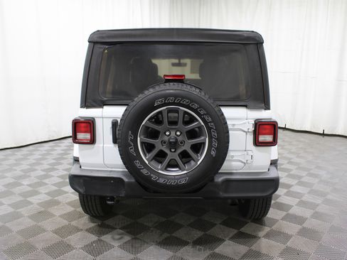 Used 2021 Jeep Wrangler Unlimited Sport image 34
