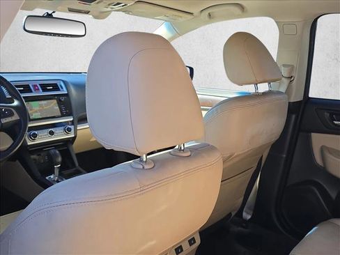 Used 2016 Subaru Outback 2.5i Limited image 15