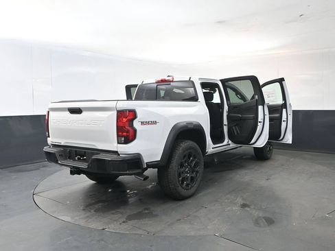 New 2026 Chevrolet Colorado Trail Boss AWD/4WD image 13