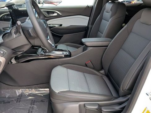 New 2026 Chevrolet Trax LT w/ Driver Confidence Package image 4