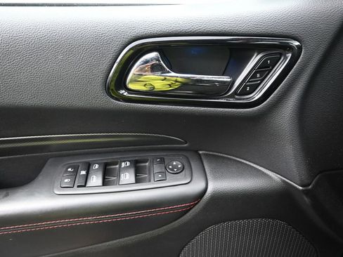 Used 2024 Dodge Durango GT AWD/4WD image 17
