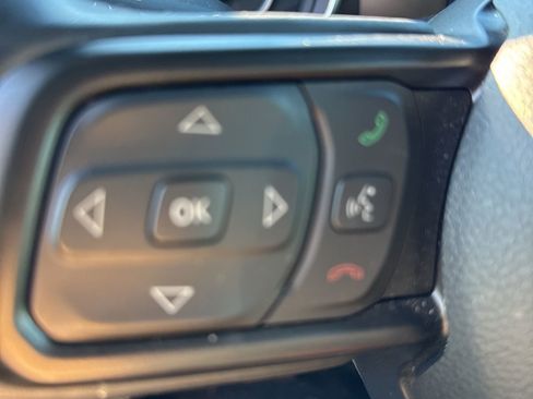 Used 2022 Jeep Wrangler Unlimited Sport image 15