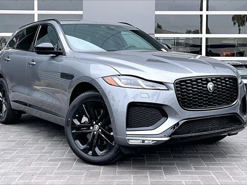 New 2026 Jaguar F-PACE R-Dynamic S AWD/4WD image 2