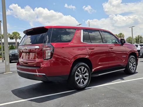 Used 2022 Chevrolet Tahoe LT w/ Luxury Package RWD image 6