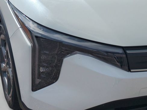 New 2026 Kia K4 FWD image 24